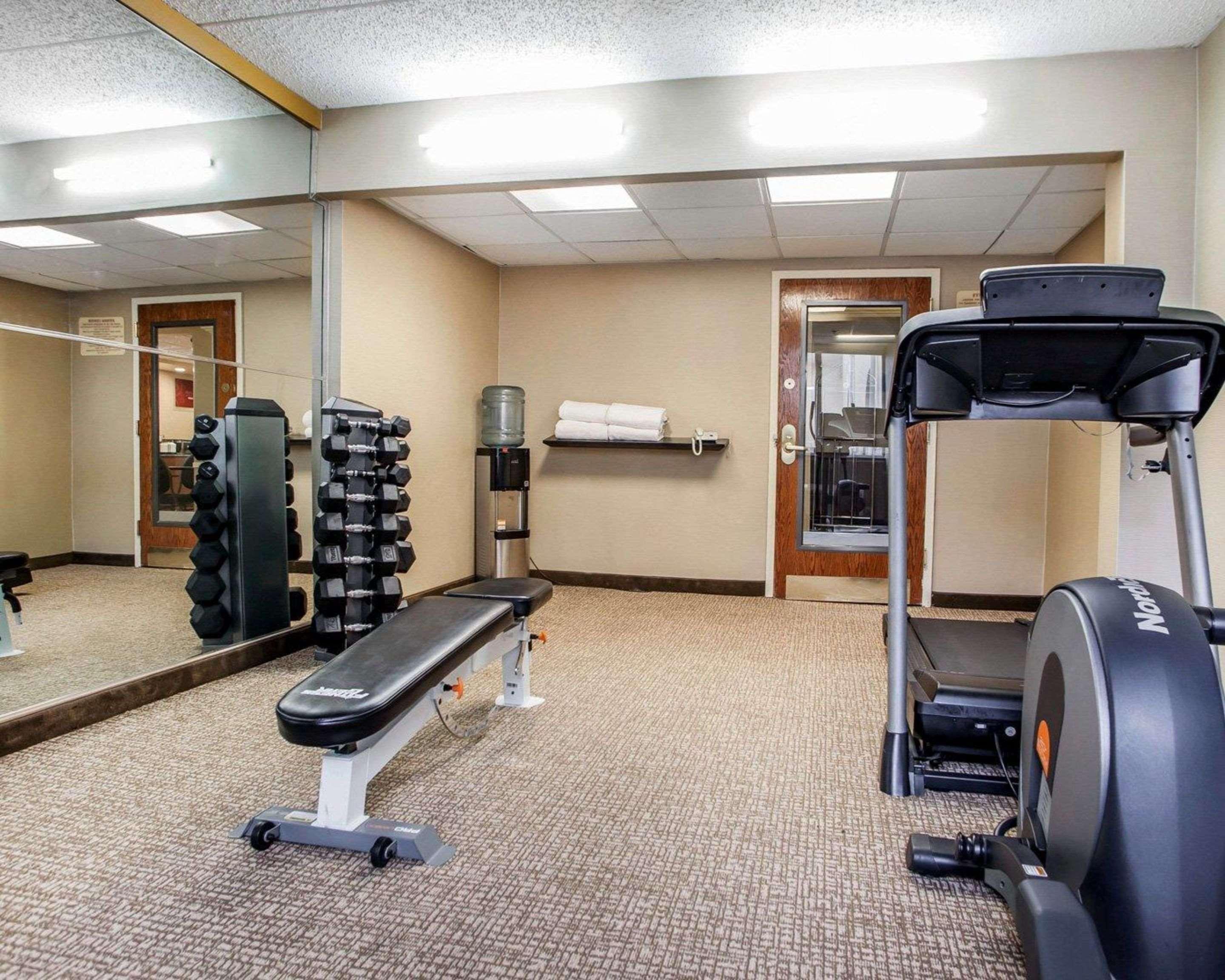 Comfort Inn Edison - New Brunswick Εξωτερικό φωτογραφία