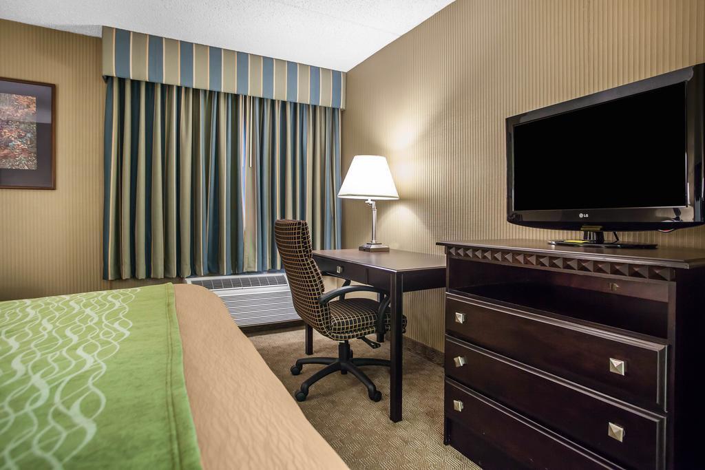 Comfort Inn Edison - New Brunswick Εξωτερικό φωτογραφία