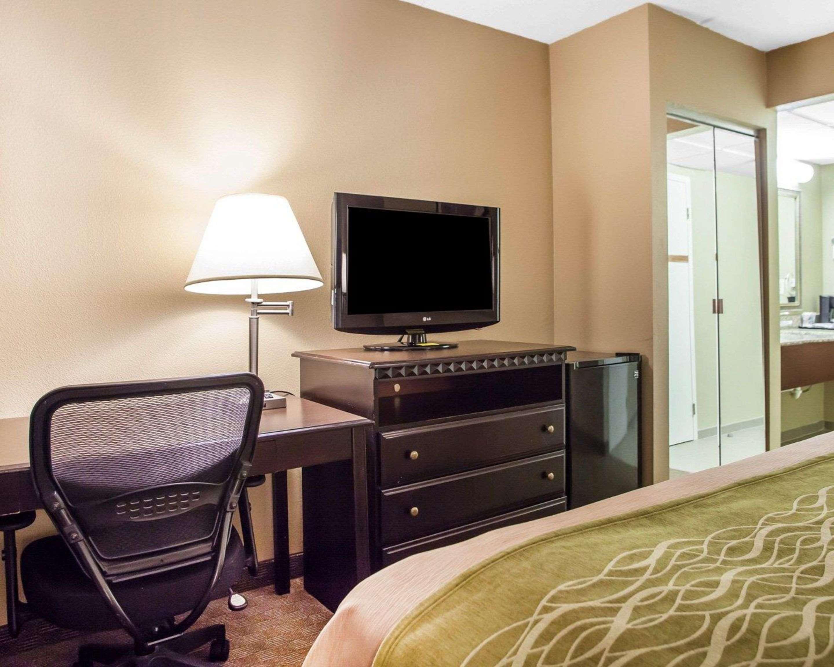 Comfort Inn Edison - New Brunswick Εξωτερικό φωτογραφία