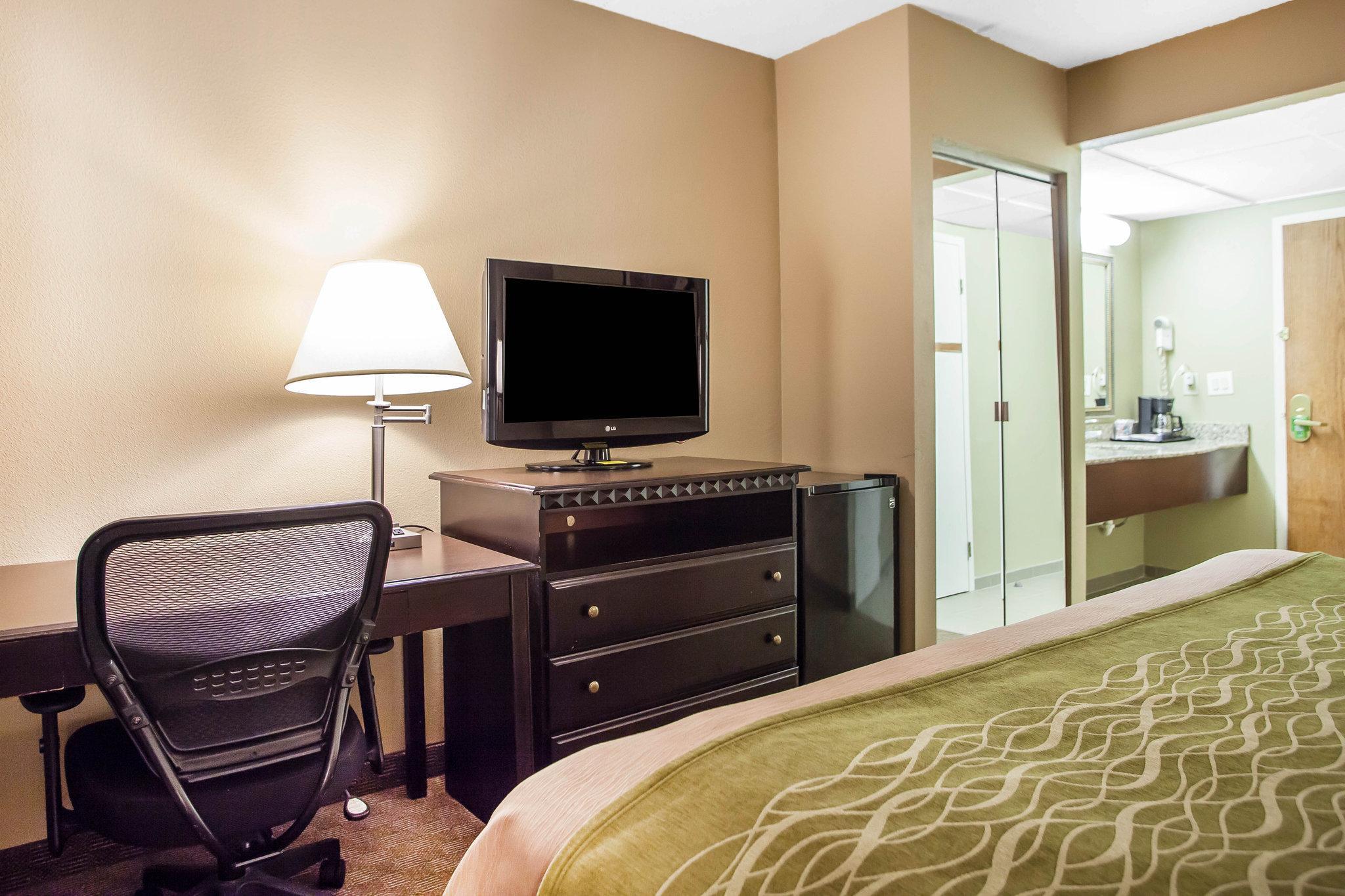 Comfort Inn Edison - New Brunswick Εξωτερικό φωτογραφία